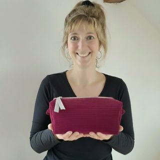 Když šiju🪡, vypíná mi celý svět. V hlavě mi běží jen to, jak spojit dva díly látky tak, aby vzniklo něco, co bude dělat...